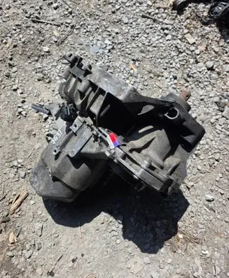 Renault Megane II Manual 5 speed gearbox 7700598840