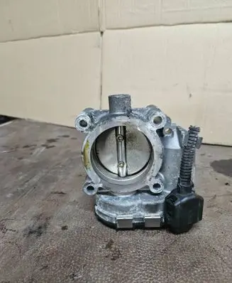 Mercedes-Benz C W204 Throttle valve A2661410525 0280760175