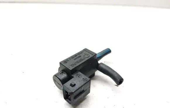 BMW 3 E46 Vacuum valve 1742712