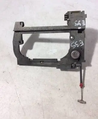 BMW 5 E39 Front door exterior handle/bracket 
