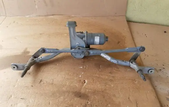 Renault Trafic III (X82) Front wiper linkage and motor 288002950R