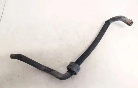 Volkswagen Touran I Engine coolant pipe/hose