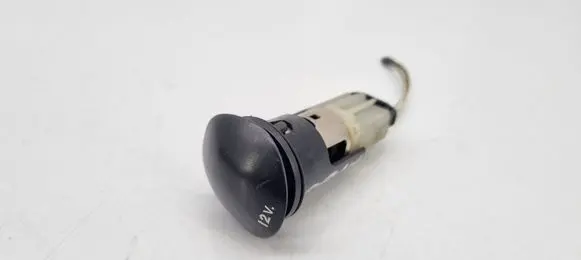 Toyota Aygo AB10 Cigarette lighter 