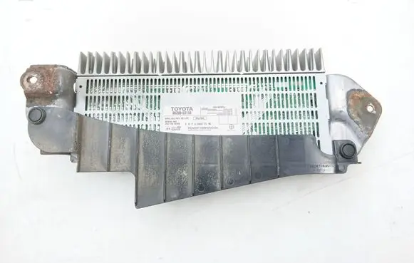 Lexus IS 220D-250-350 Sound amplifier 8628053110
