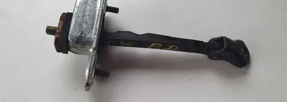 Hyundai i30 Front door check strap stopper