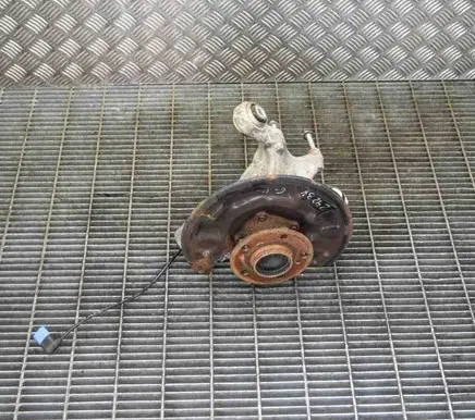Mercedes-Benz CLA C117 X117 W117 Rear wheel hub A2464230420 A2460306