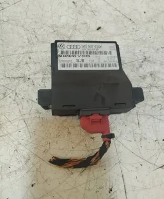 Volkswagen Touran I Gateway control module 1K0907530K 1K0907951