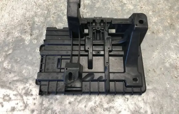 Opel Meriva A Battery box tray 13167332