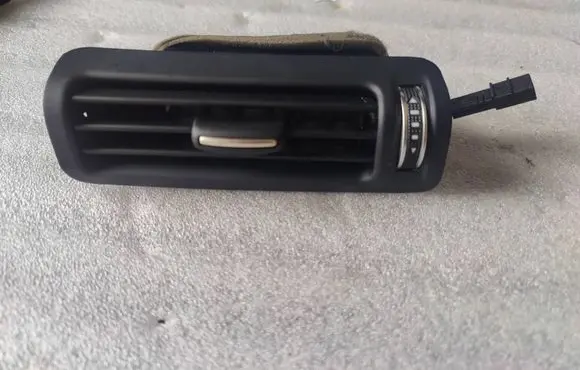 Audi A6 C7 Dashboard side air vent grill/cover trim 4G0819209E