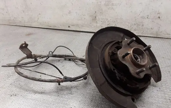 Nissan Murano Z50 Rear wheel hub spindle/knuckle 