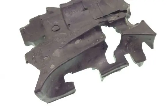 Maserati Ghibli Other engine bay part 670006693