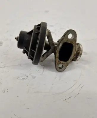 Volkswagen Caddy EGR valve 72247704