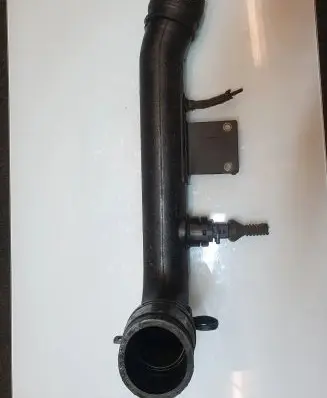 Audi A4 S4 B5 8D Intercooler hose/pipe 8D0145840A 54699