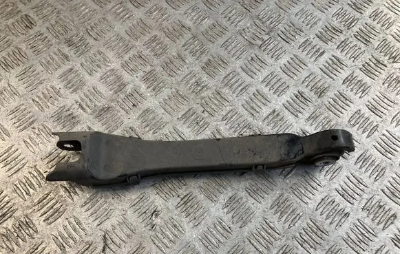 Rear control arm
