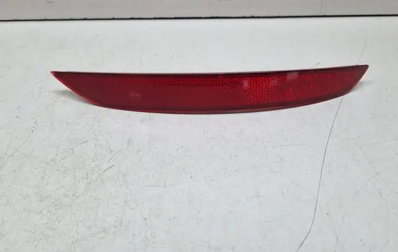 BMW 2 F46 Rear tail light reflector 7360872