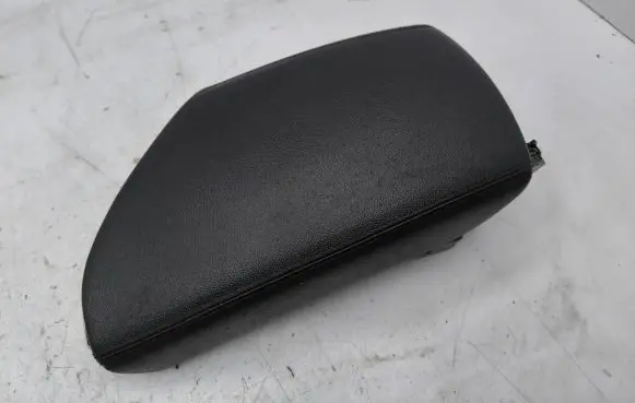 Hyundai i40 Armrest