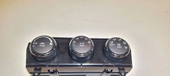 Jeep Compass Climate control unit P55111134AE