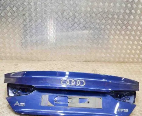 Audi A5 Tailgate/trunk/boot lid 8W6827025C