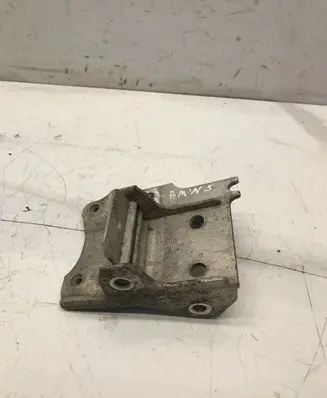 BMW 5 F10 F11 Radiator support slam panel bracket 7186513 7207151 7211161