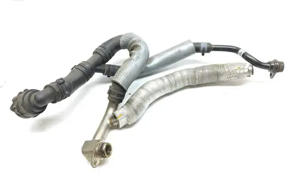 Audi TT TTS RS Mk3 8S Engine coolant pipe/hose 06K121065R