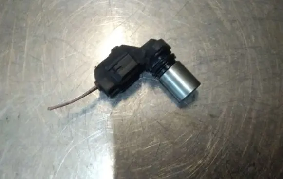 Camshaft position sensor