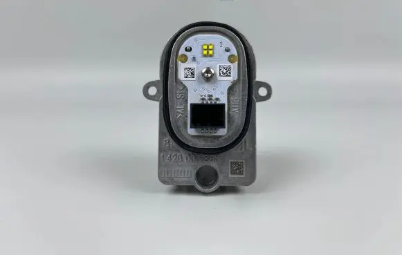 Volkswagen Tiguan LED ballast control module 1420000863