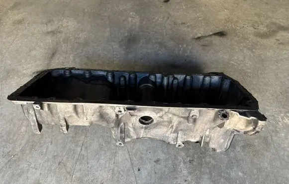 BMW X5 E70 Oil sump 7793070