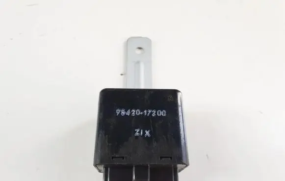 Hyundai Matrix Other relay 9542017200