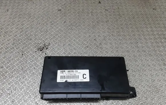 Ford Explorer Comfort/convenience module XL2T14B205CD