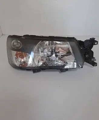 Subaru Forester SG Headlight/headlamp 1701 823032L