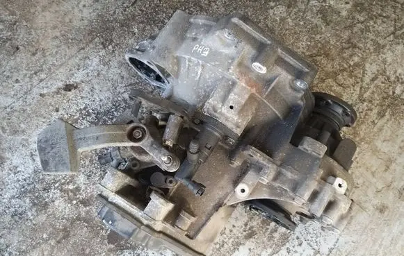 Volkswagen Polo V 6R Manual 5 speed gearbox PHB