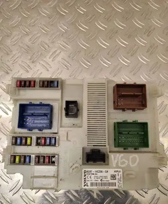 Volvo V60 Fuse module BG9T14C256GA 31327996AA 3659AF01125TP