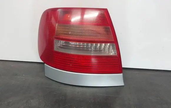 Audi A4 S4 B5 8D Rear/tail lights 8D0945095G