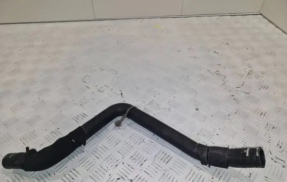 Chevrolet Corvette C8 Coolant pipe/hose 84832433
