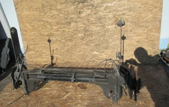 Renault Trafic III (X82) Rear axle beam 