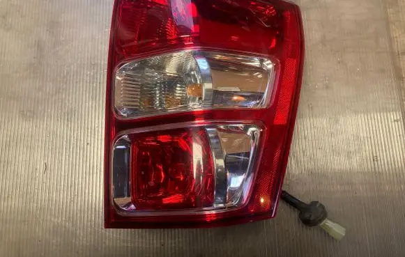Suzuki Grand Vitara II Rear/tail lights 22059079
