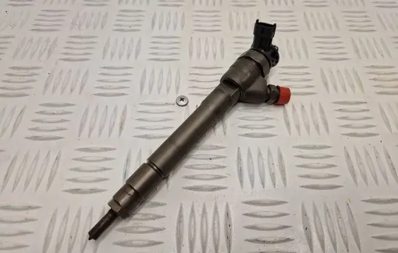 Opel Vivaro Fuel injector 0445110569 HMLGT2183R