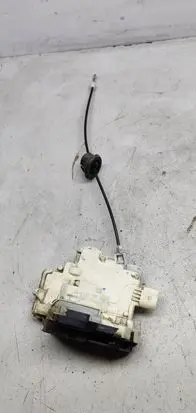 Audi A4 S4 B7 8E 8H Front door lock 8E1837016AA