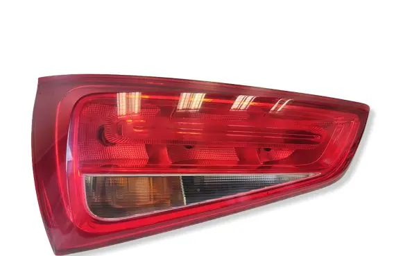 Audi A1 Tailgate rear/tail lights 8X0945093 01043601