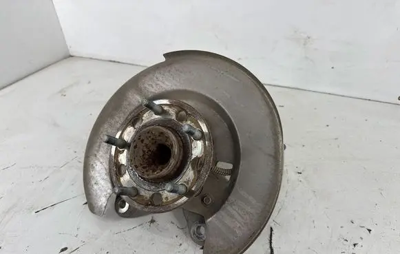 Chrysler Pacifica Rear wheel hub 68325385AC 68325385AB 68522906AB