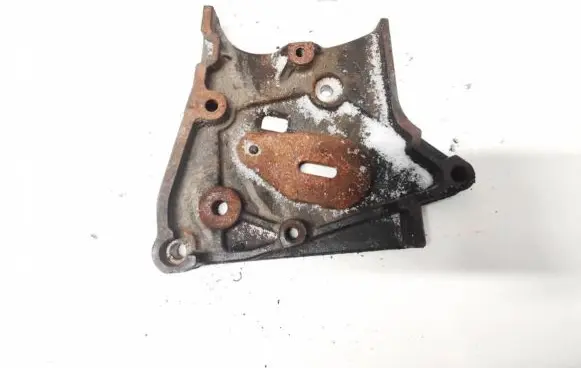 Opel Insignia A Engine mounting bracket 332233673