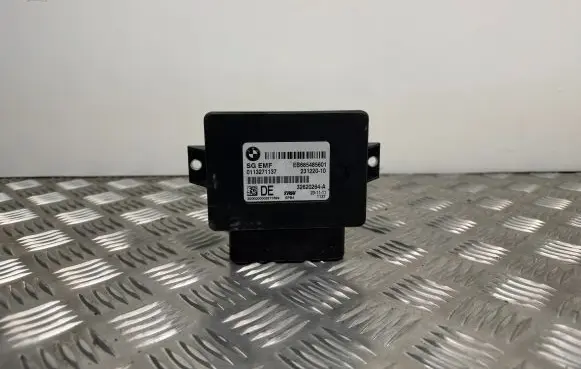BMW 5 F10 F11 Hand brake control module 6854856 0113271137 32620264