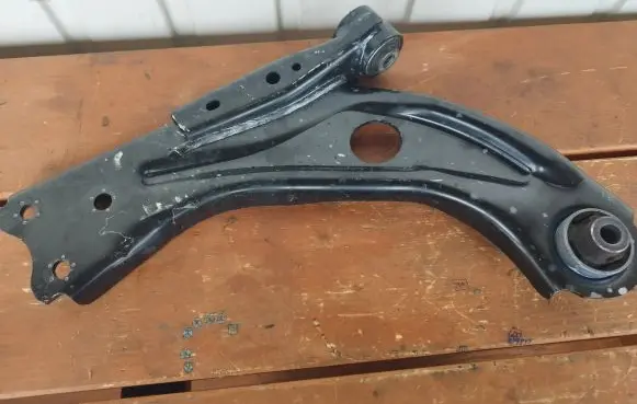 Citroen C5 Aircross Front control arm