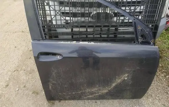 Fiat Croma Front door