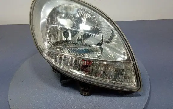 Renault Kangoo I Headlight/headlamp 8200236591