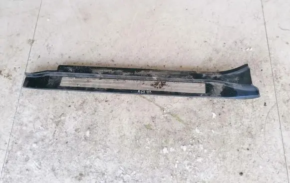 Audi TT Mk1 Front sill trim cover 8n0853491
