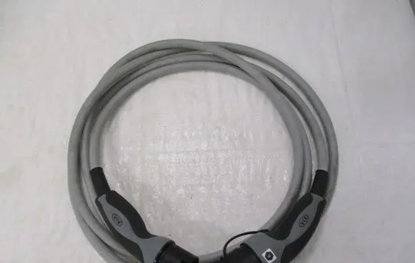 KIA Niro Electric car charging cable 66632ADE013A