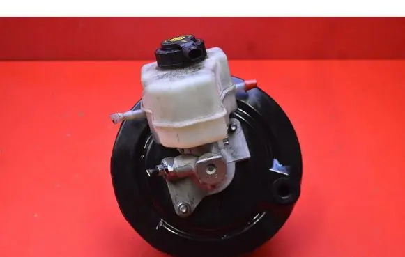 BMW X3 E83 Brake booster 6775931