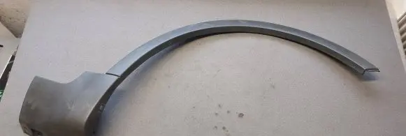 Ford Kuga I Front arch trim 8V41S16D238