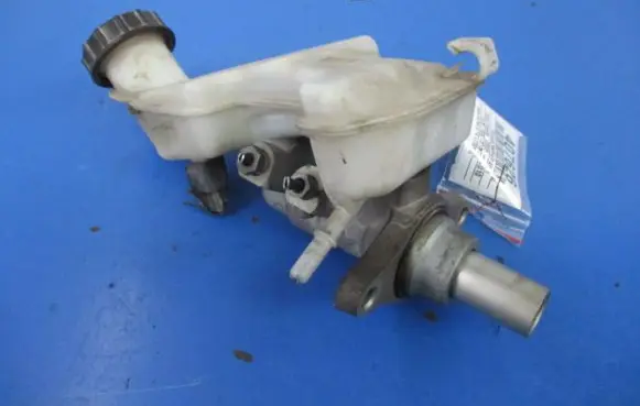 Ford Fiesta Master brake cylinder